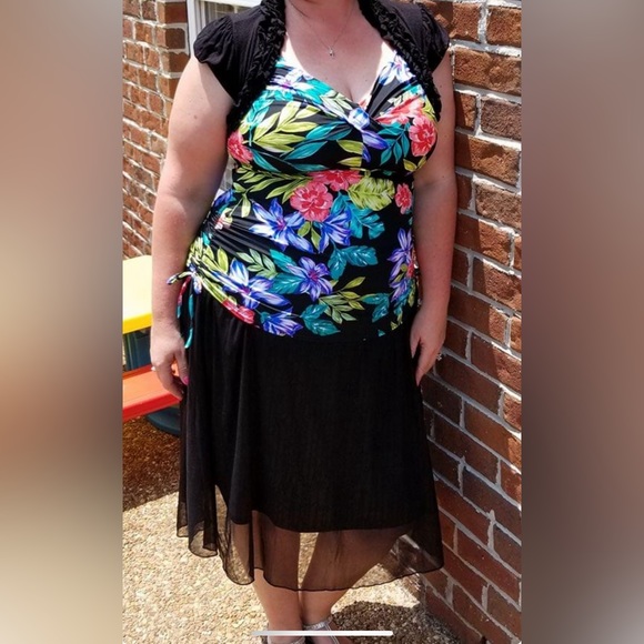 Swim Ruby Ribbon - Picture 8 of 9